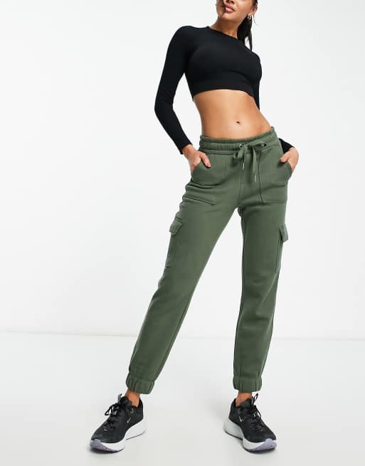 Calvin Klein Performance slim cargo sweatpants in green | ASOS