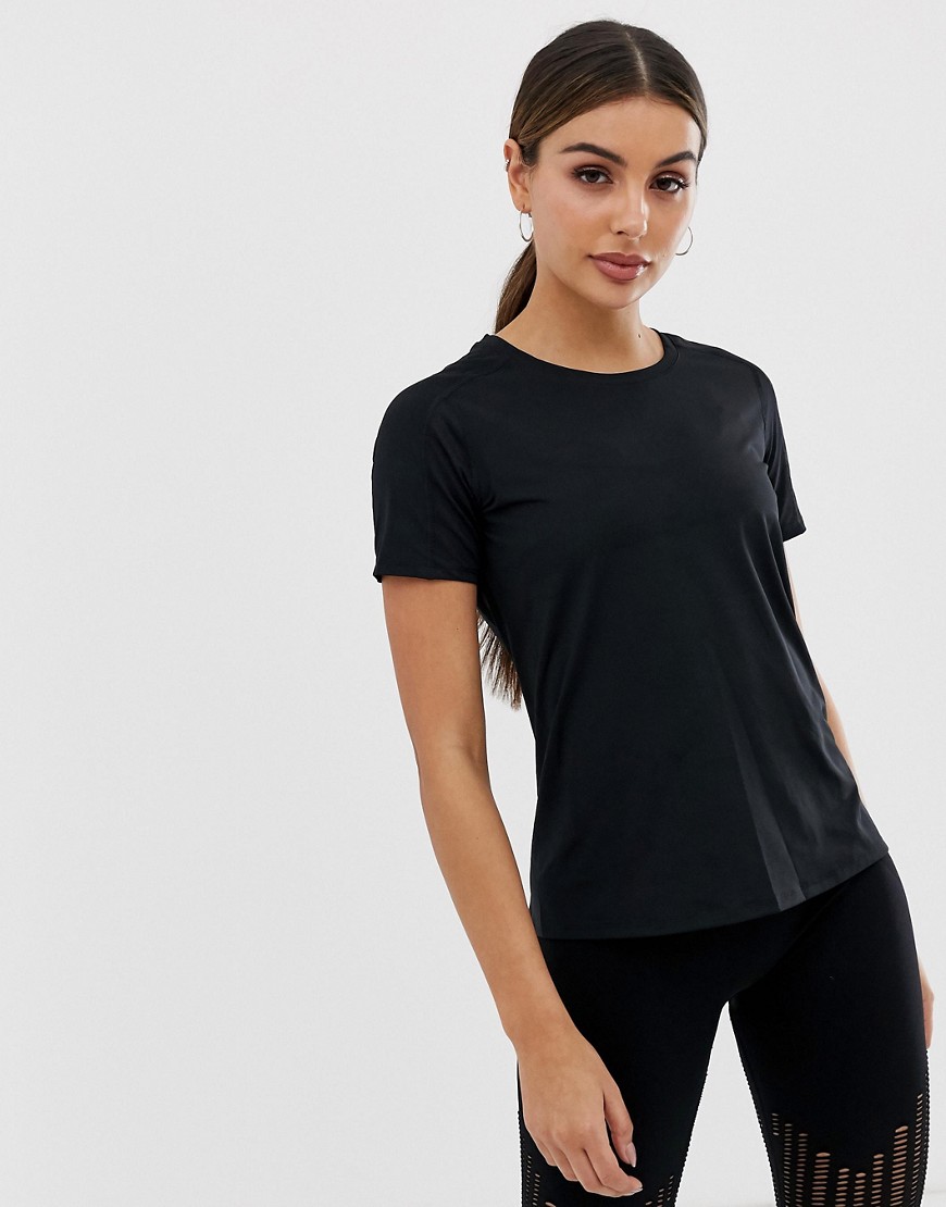 Calvin Klein Performance - T-shirt met korte mouwen in zwart