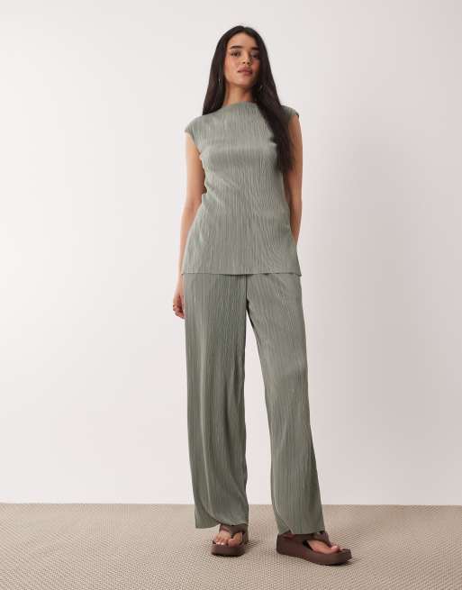 Calvin Klein plissé tunic in sage green - part of a set, 3 of 4