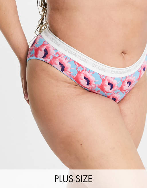 Calvin Klein Plus Size ‑ CK One ‑ Bikinislip mit Blumenmuster