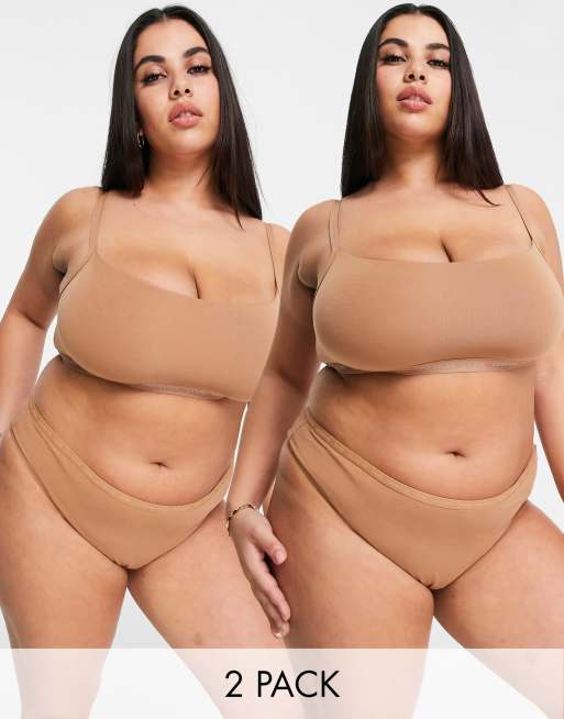 Calvin Klein Plus Size - CK One - Confezione da 2 perizomi color sandalo con logo