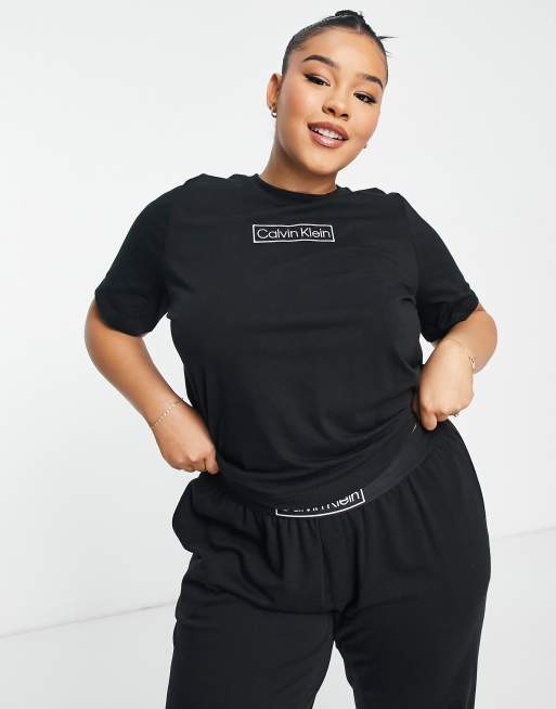 Calvin Klein Plus Size Reimagined Heritage T shirt in black BLACK