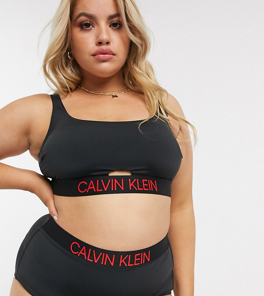 Calvin Klein Plus - Svart bikiniöverdel i kort modell med utskurna detaljer
