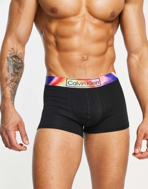 Calvin Klein - Pride - Boksershorts med kontrastfarvet taljebånd i sort bomuld