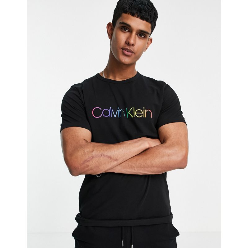  Uomo Calvin Klein - Pride - T-shirt girocollo nera