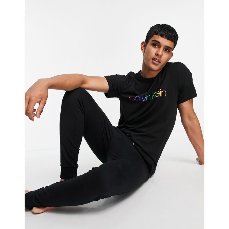  Uomo Calvin Klein - Pride - T-shirt girocollo nera