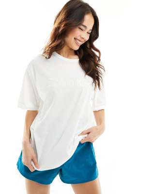 Calvin klein pure cotton t-shirt and short sleep set in white