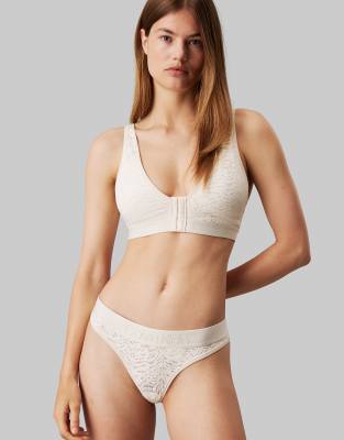 Calvin Klein - Recovery - Bustier aus Spitze in Knochenweiß