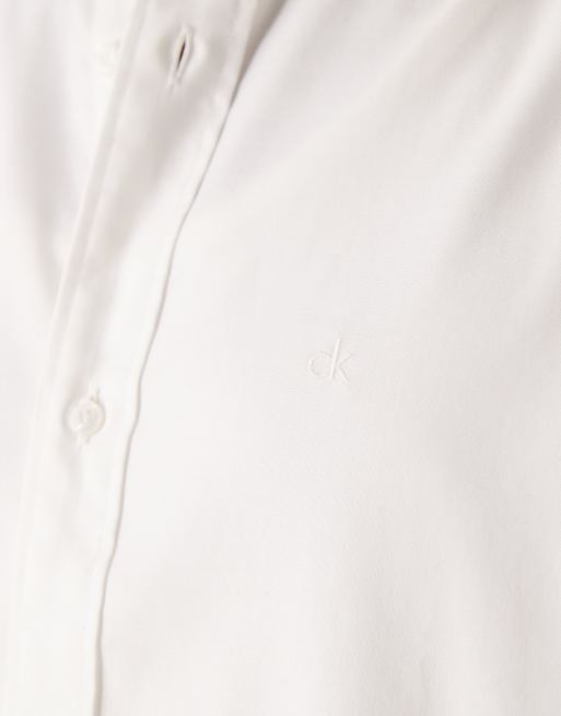 Calvin Klein regular oxford shirt in white, 3 of 4