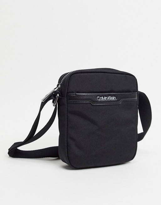 Calvin Klein reporter flight bag in black