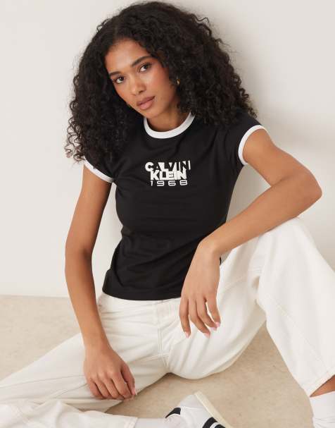 Calvin Klein – Ringer-T-Shirt in Schwarz mit 1968-Grafik - view 1