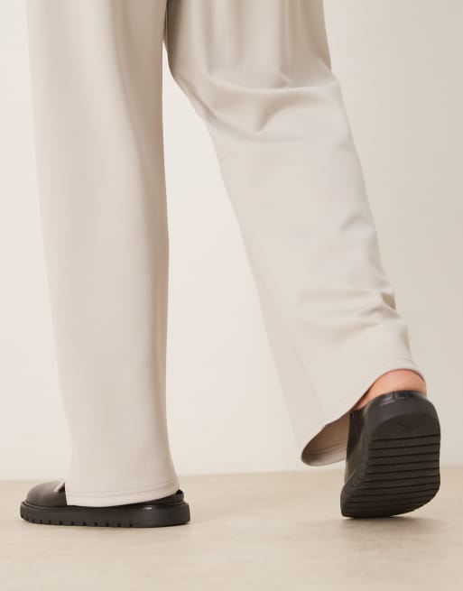 Calvin Klein - Sabot sagomati neri, 3 di 4