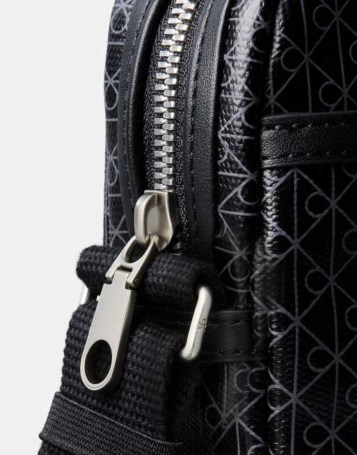 Calvin Klein sac reporter à logo emblématique all-over noir, 4 de 4