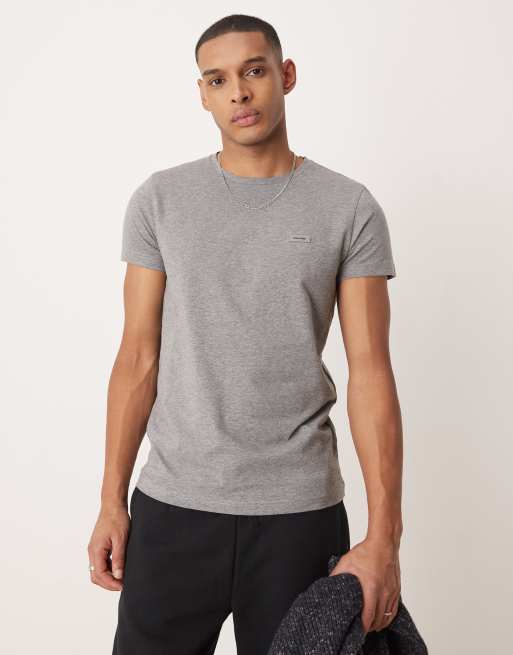 Calvin Klein – Schmales Stretch-T-Shirt in meliertem Mittelgrau