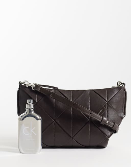 Calvin Klein – Schultertasche in Schokobraun mit Webmuster, 2 von 4