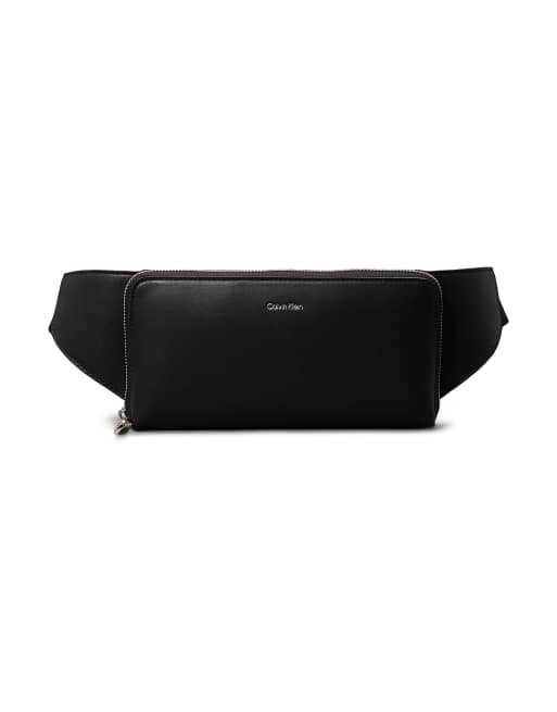 Calvin Klein – Schwarze Gürteltasche