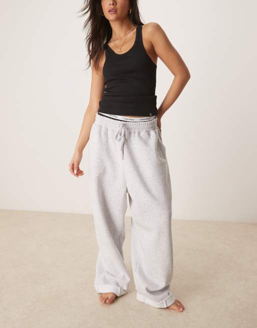 Calvin Klein - Set van 3 hemdjes met lage ronde hals in zwart, 2 van 4