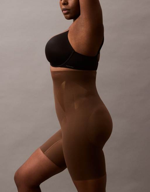 Calvin Klein – Shapewear – Bruna, figurformande shorts med fast stretch över magen, 3 av 3