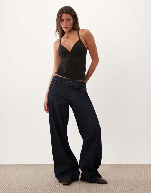 Calvin Klein shapewear cami top met bh-inzetstukken in zwart, 3 van 3