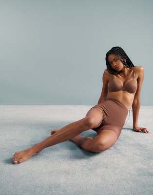 Calvin Klein Shapewear Sculpted Stay Put Mesh Shorts In Pink