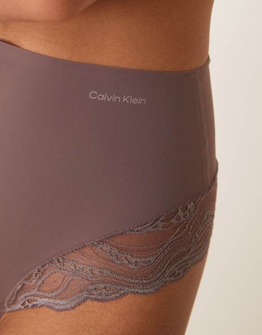 Calvin Klein Shapewear – Sensual – Brązowe stringi z elastyczną koronką, 4 z 4