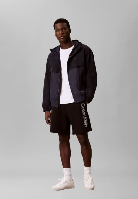 Calvin Klein - Short brodé en coton éponge - Noir - view 1