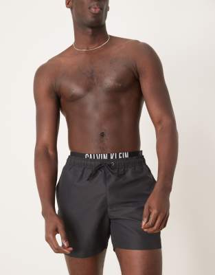 Calvin Klein - Short de bain avec taille à logo - Noir