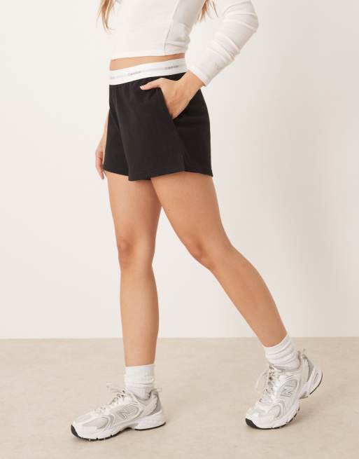 Calvin Klein – Shorts aus Jersey in Schwarz mit Bund, 4 von 5