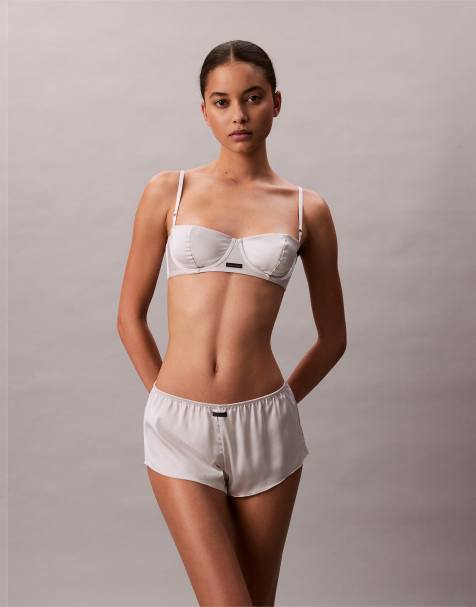 Calvin Klein - Soutien-gorge à balconnet en satin - Blanc - view 1