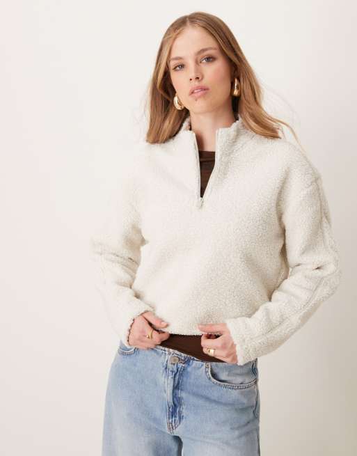 Calvin Klein Sport – Teddy-Jacke in Beige mit kurzem Reißverschluss, 4 von 4