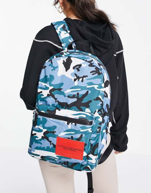 Calvin Klein - Sports - Sac à dos à fermeture éclair et imprimé camouflage - Bleu vert - 45 cm, 2 de 4