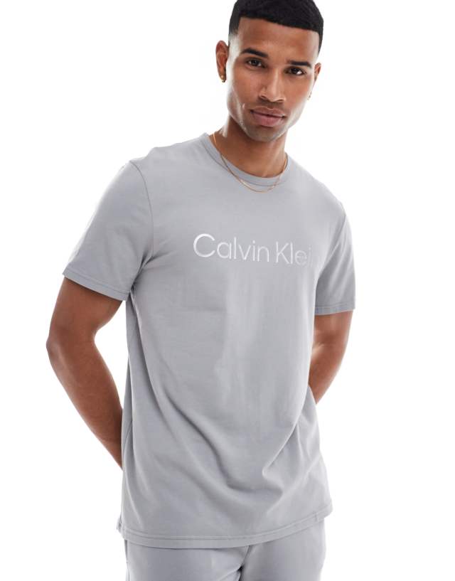 Calvin Klein - steel power t shirt in grey