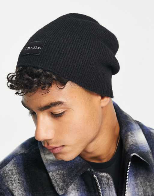 Calvin Klein – Strickmütze aus Wolle in Schwarz