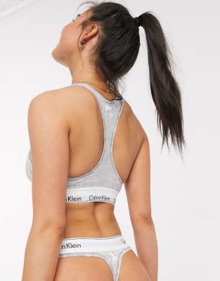 string calvin klein gris