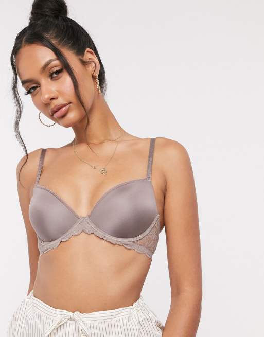 Calvin Klein – Stützender Halbschalen-BH in Chai Latte