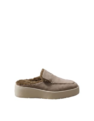Suede 3