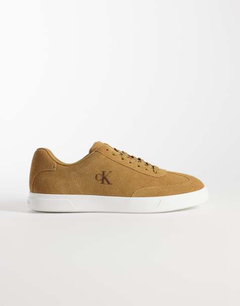 Calvin Klein - Suède sneakers met cupzool in mosterdgeel - view 1