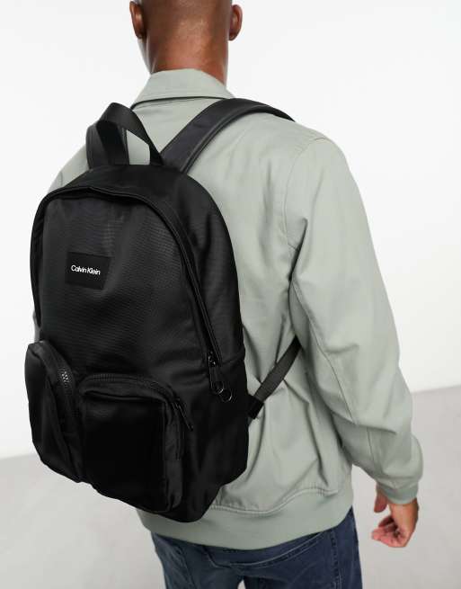 Calvin Klein – Svart ryggsäck med 2 fickor