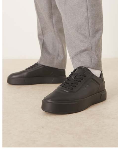 Calvin Klein – Svarta basketskor med koppsula, snörning och logga - view 1