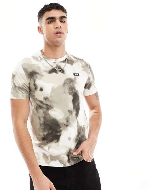 Calvin Klein - T-shirt à imprimé camouflage - Beige