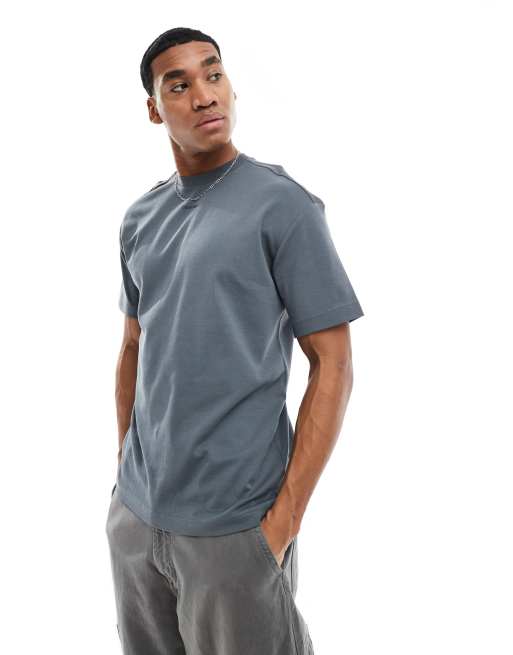 Calvin Klein - T-shirt met logo in het midden in leisteengrijs