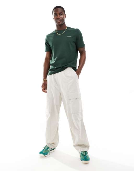 Calvin Klein - T-shirt verde medio in tessuto interlock con logo micro, 4 di 4