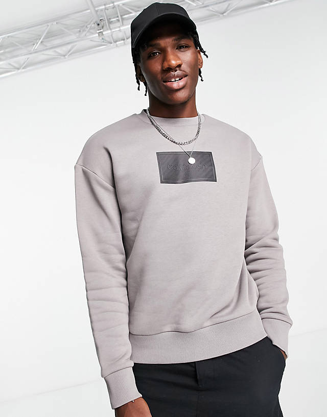 Calvin Klein - textured logo box comfort sweatshirt in grey