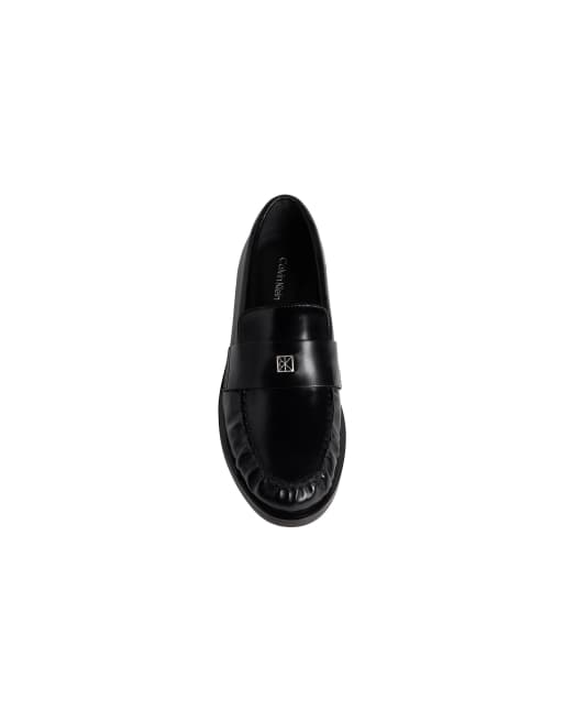 Calvin Klein Theo - leather pleated toe loafers in triple black, 4 of 5