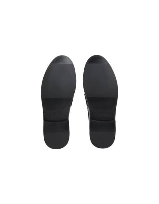 Calvin Klein Theo - leather pleated toe loafers in triple black, 5 of 5