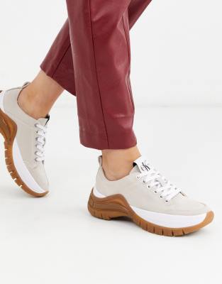 gucci shoes price in dollars