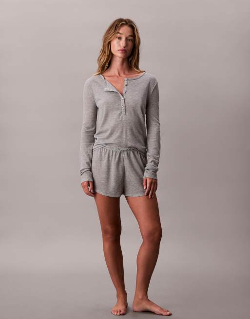 Calvin Klein - Top del pigiama serafino a maniche lunghe grigio a nido d'ape, 4 di 4