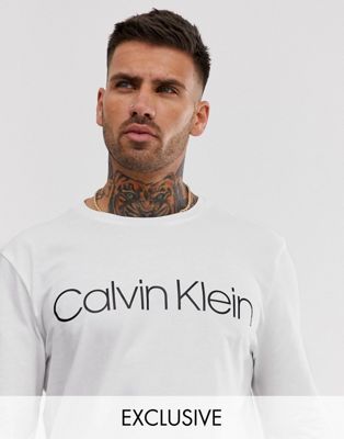 Calvin Klein - Top met lange mouwen en groot logo in wit