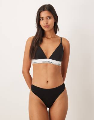 Calvin Klein Lightly Lined Triangle In Black