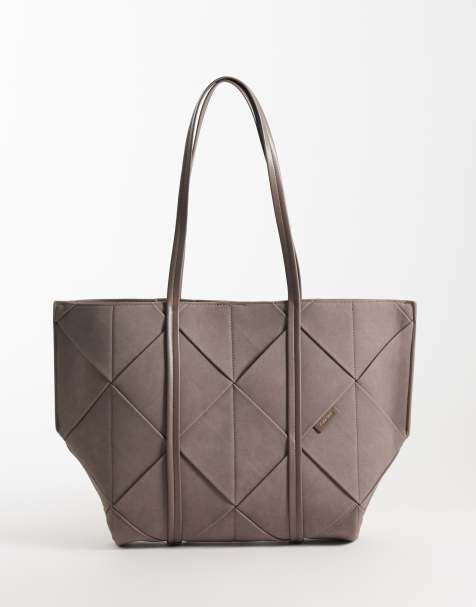 Calvin Klein vävd shopperväska i mocka i taupe - view 1